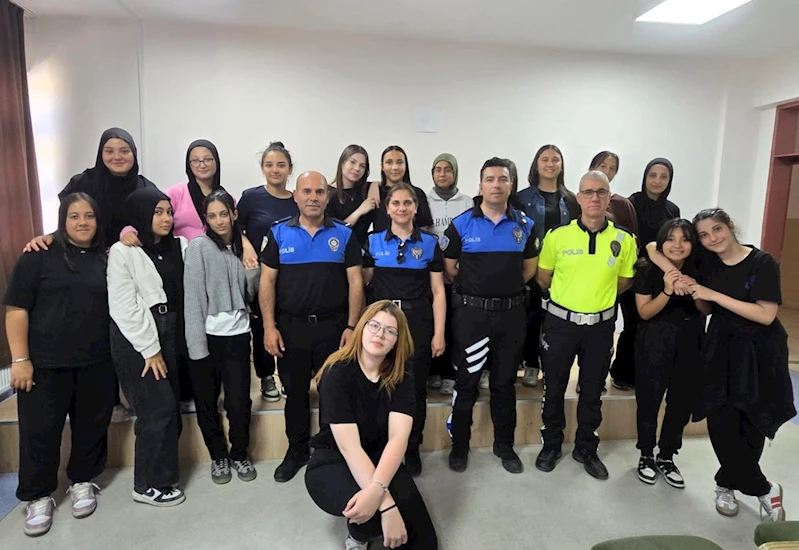 Afyonkarahisar Emniyeti Öğrencileri Bilgilendirdi: Polislik Mesleği ve Güvenlik Bilinci