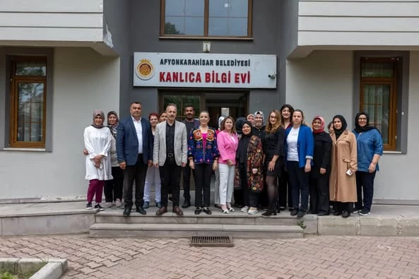 Afyonkarahisar Belediyesi Bilgi Evleri