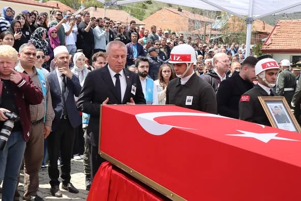 Afyonkarahisarlı Şehit Mehmetçiğe Veda