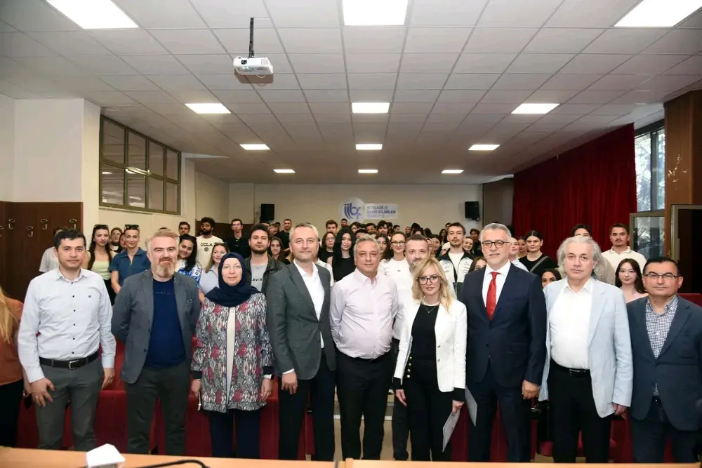 İİBF’de “Finans Sektöründe Güncel Trendler” Anlatıldı