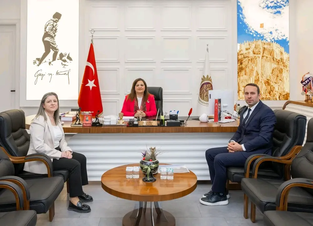 Başkan Köksal, Afyonkarahisar Kadın Açık Ceza İnfaz Kurumu Müdürü Kocamemik