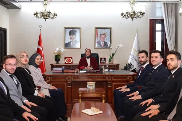 Vali Yiğitbaşı, Gençlik Kolları Başkanı