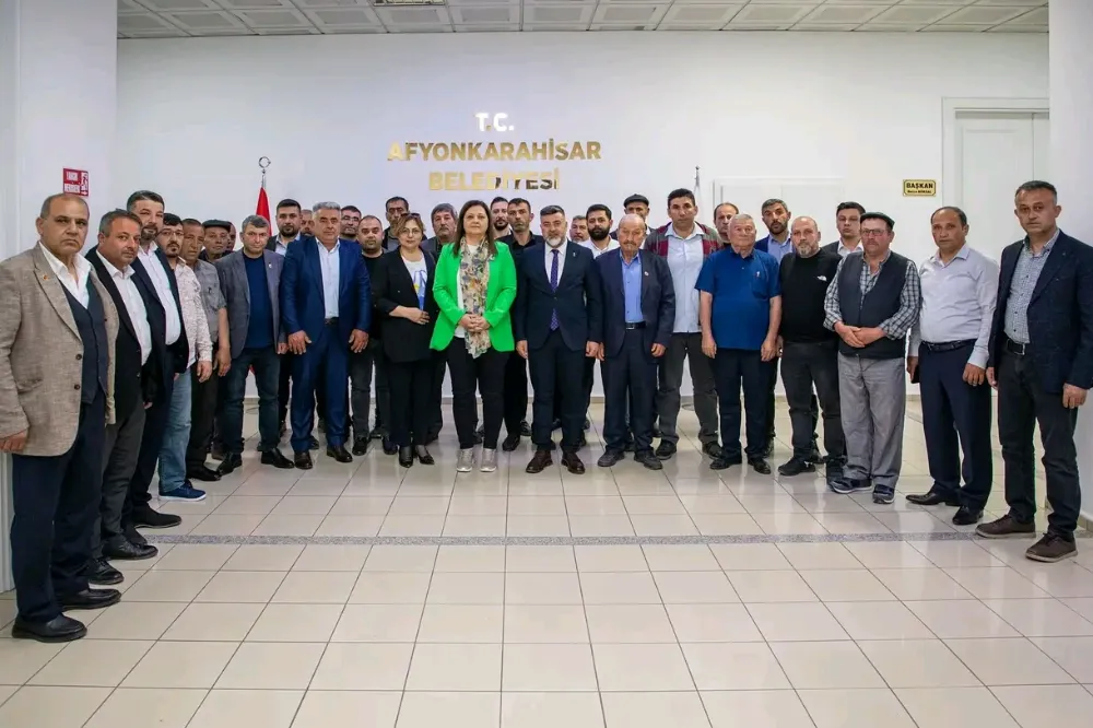 Başkan Köksal, Muhtarlar Derneği Heyetini Makamında Kabul Etti