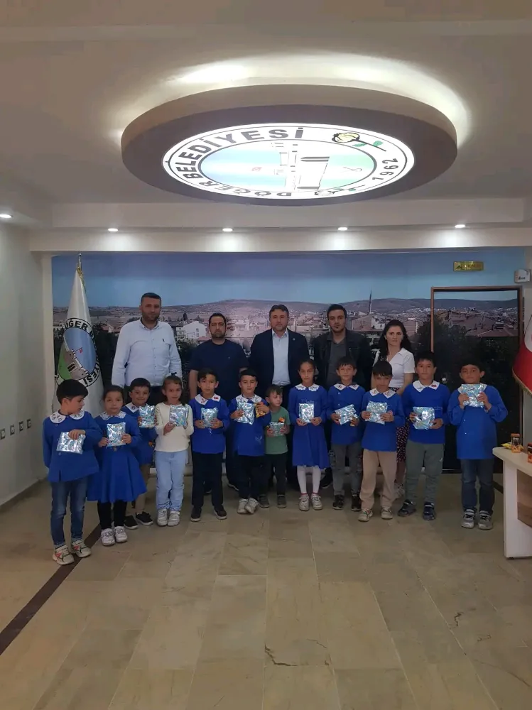 Başkan Ersoy, Minik Öğrencileri Makamında Konuk Etti
