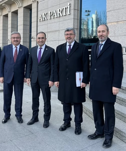 Afyonkarahisar İl Sağlık Müdürlüğü’ne Yeni Atama: Dr. Hakkı Öztürk Göreve Başladı
