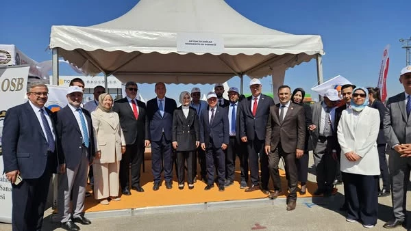 AK Parti Afyonkarahisar Milletvekili Özkaya, ALZ Blok Mermer Fuarı