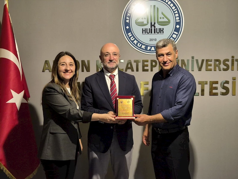 AK Parti Afyonkarahisar İl Başkanı Turgay Şahin, AKÜ Hukuk Fakültesi Danışma Kurulu Görevinden Ayrıldı