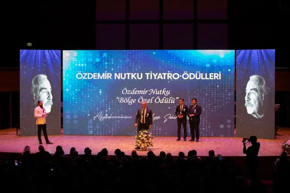Afyonkarahisar Belediye Şehir Tiyatrosu