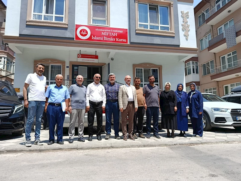 AK Parti Afyonkarahisar İl Başkanı Şahin, Eğitime Destek Platformu Toplantısına Katıldı