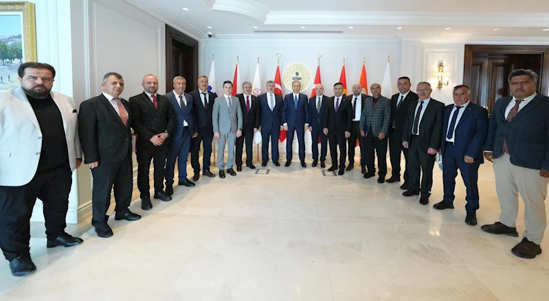 AK Parti Afyonkarahisar İl Başkanı Şahin, İçişleri Bakanı Yerlikaya
