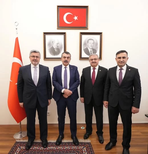 Afyonkarahisar Milletvekili Özkaya, Milli Eğitim Bakanı Tekin ile Eğitim Yatırımlarını Görüşüldü
