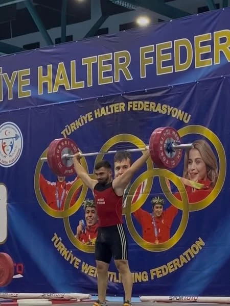 Afyonkarahisar Halterde Türkiye Rekoru ve Derece!