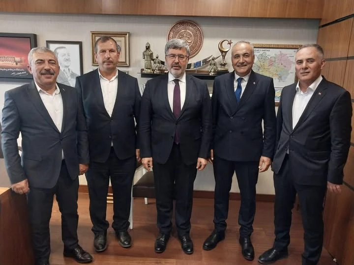 AK Parti Afyonkarahisar Milletvekili Özkaya, Belediye Başkanlarını Meclis