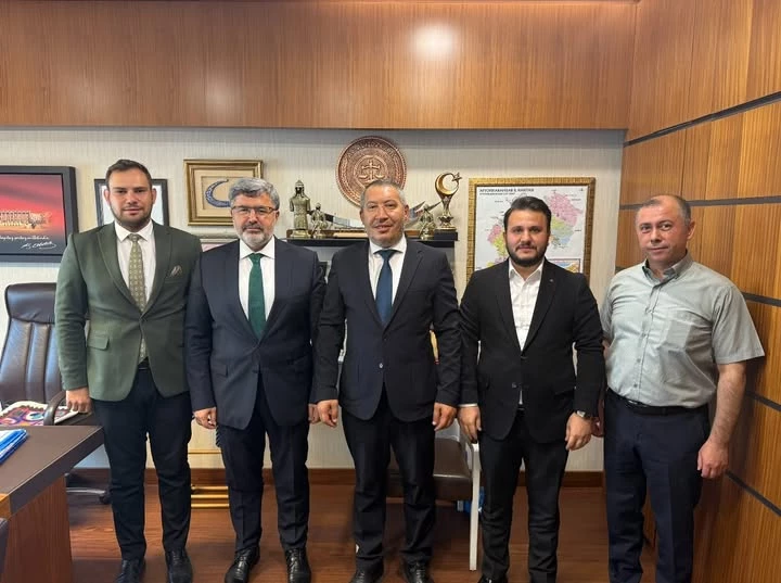AK Parti Afyonkarahisar Milletvekili Özkaya, Dinar İlçe Teşkilatını Meclis