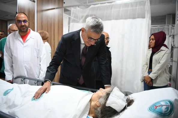 Balıkesir Depremi: Yaralılar Balıkesir Üniversitesi Hastanesinde Tedavi Altına