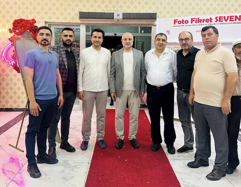 Ak Parti Afyonkarahisar İl Başkanı Turgay Şahin, Düğün Merasimine Katıldı