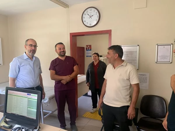 Sağlık Müdürü Öztürk, Değirmenayvalı
