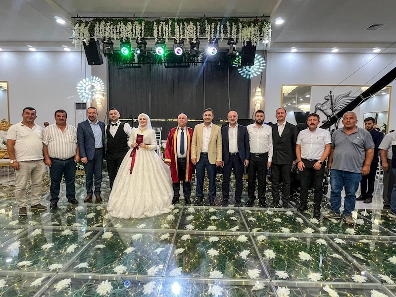 Ak Parti Afyonkarahisar İl Başkanı Şahin, Düğün Merasimine Katıldı