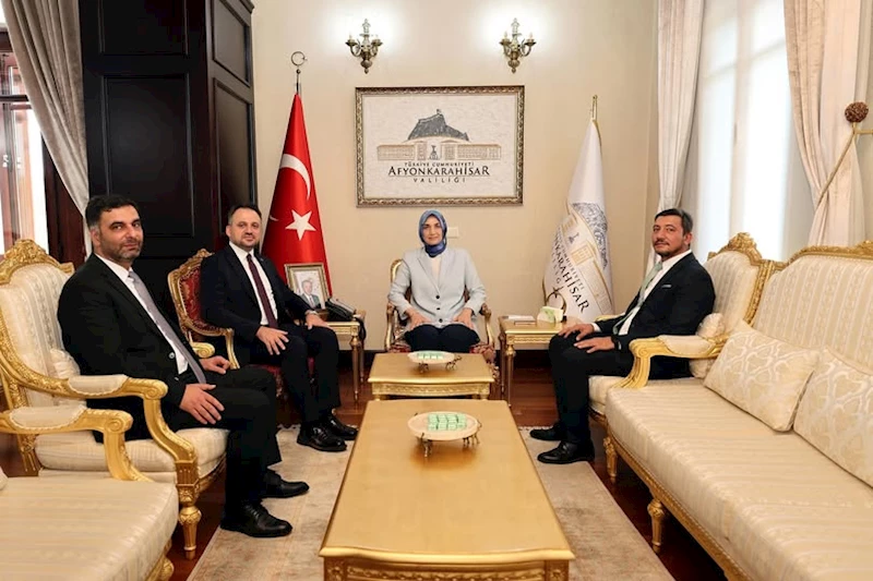Vali Yiğitbaşı, Gençlik ve Spor Yetkilileriyle Bir Araya Geldi