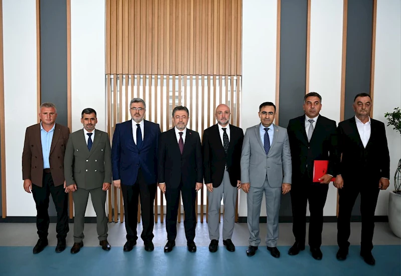 Afyonkarahisar Temsilcileri, Tarım ve Orman Bakanı ile Bir Arayaya Geldi
