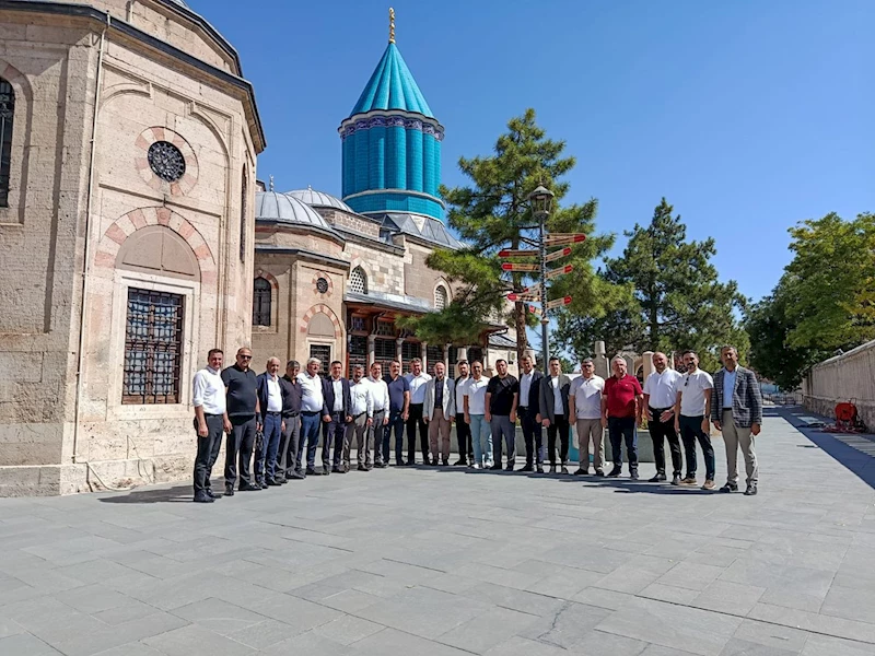 AK Parti Afyonkarahisar İl Başkanı Şahin, Mevlana Türbesini Ziyaret Etti