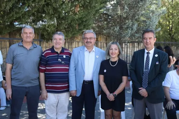 Afyonkarahisar Milletvekili Yurdunuseven, Cumhuriyet Lisesi Mezunlarıyla Buluştu