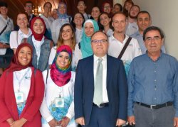 20 yabancı öğrenci Vali Tutulmaz