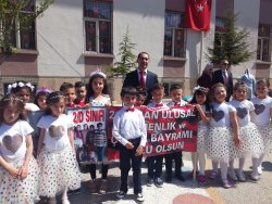 Gedik Ahmet Paşa İlkokulunda 23 Nisan coşkusu