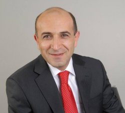 Şenol, eğitimdeki sorunlara değindi